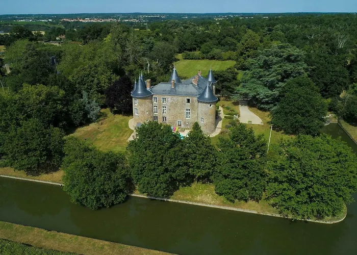 Chateau De La Frogerie