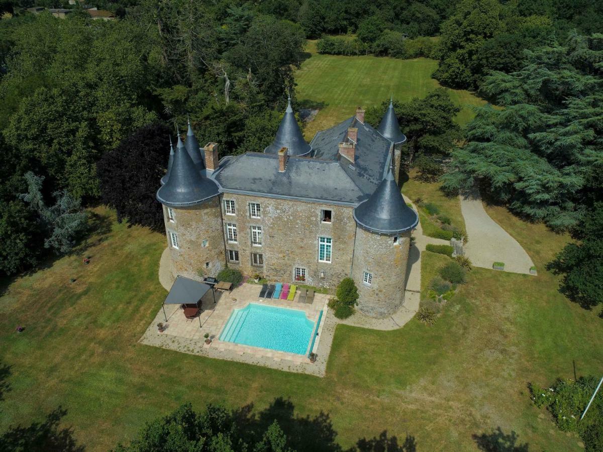Chateau De La Frogerie Bed & Breakfast